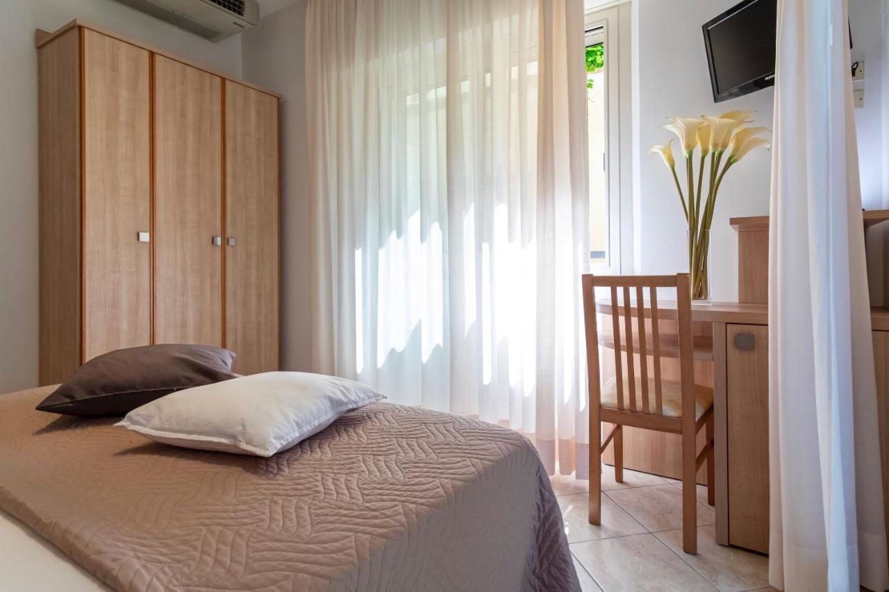 Hotel Mocambo Riccione Eksteriør billede