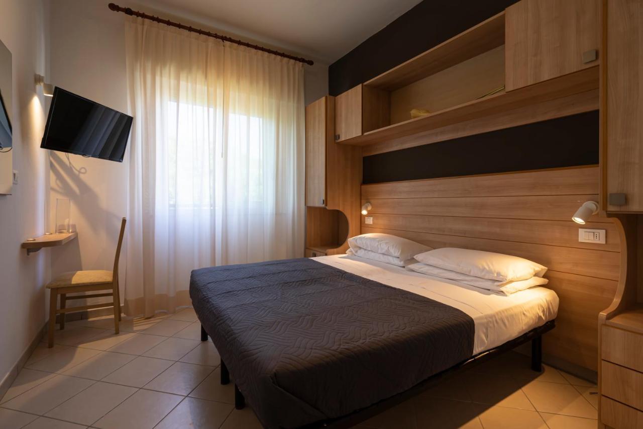 Hotel Mocambo Riccione Eksteriør billede